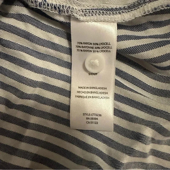 Beach lunch lounge long sleeve thin button up blue white stripe size S - Picture 6 of 7